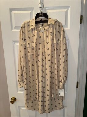 Jones & Co Beige Floral Button-Front Shirt Pant Set